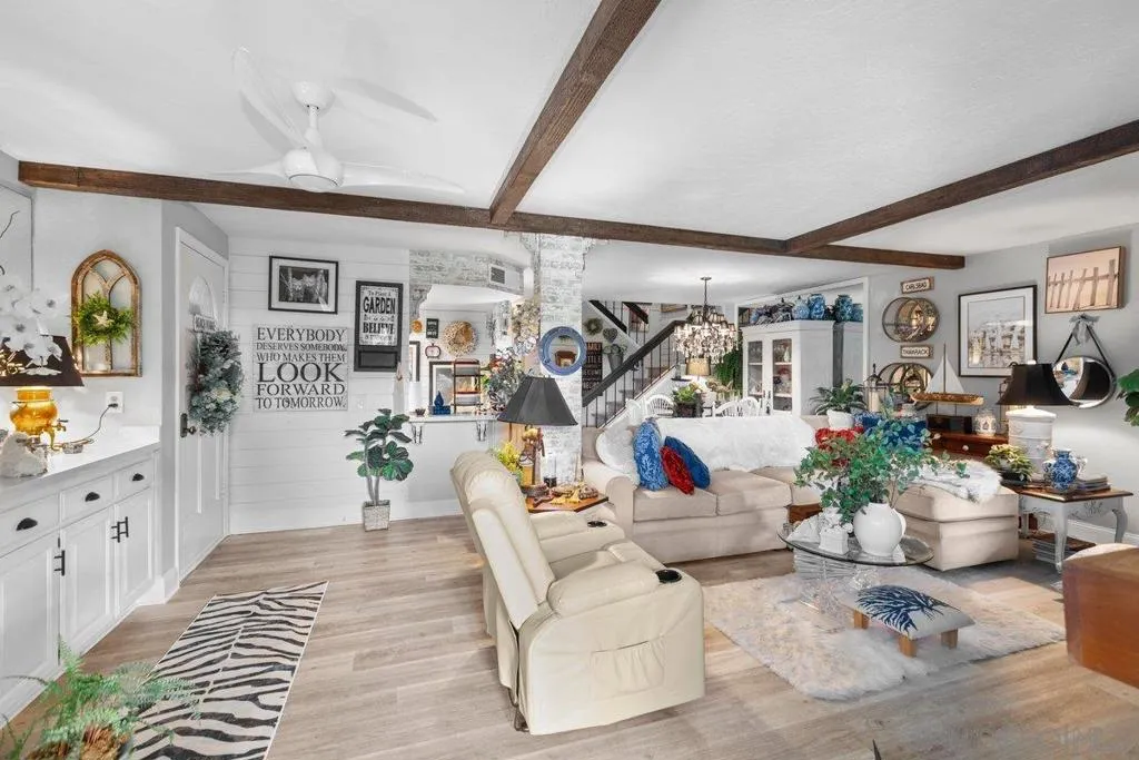 4011 Layang Layang Cir F, Carlsbad, California 92008 home-pic-7