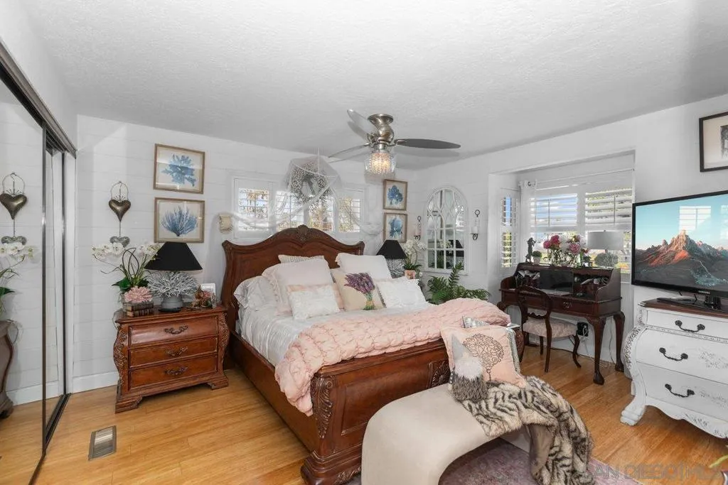 4011 Layang Layang Cir F, Carlsbad, California 92008 home-pic-31