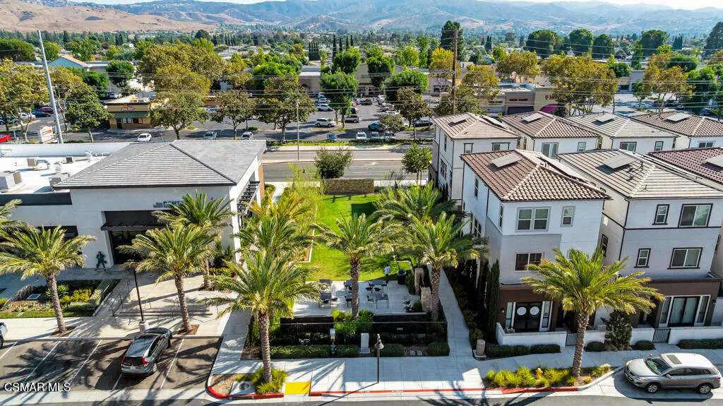 3028 Harrison Lane, Simi Valley, California 93065 home-pic-47