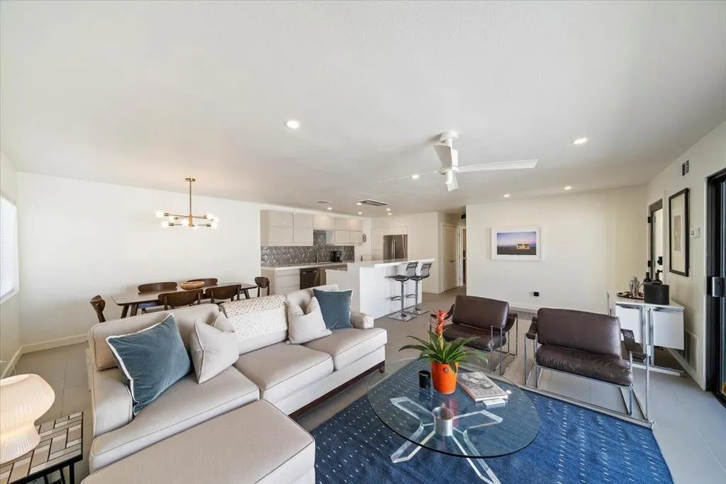 11-Living Room
