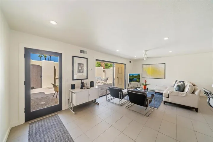 10-Foyer to Living Room