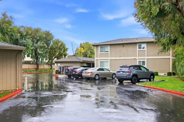 4970 Cherry Avenue 203, San Jose, California 95118