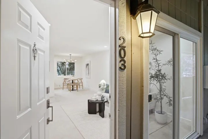 4970 Cherry Avenue 203, San Jose, California 95118