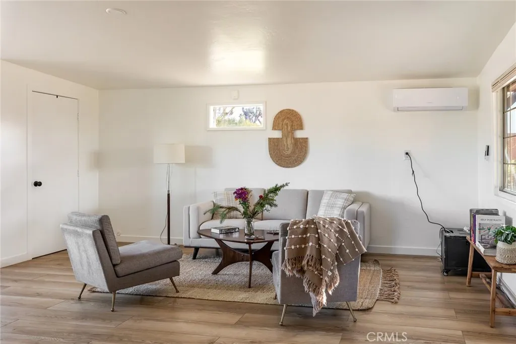 7422 Joshua, Yucca Valley, California 92284 home-pic-33