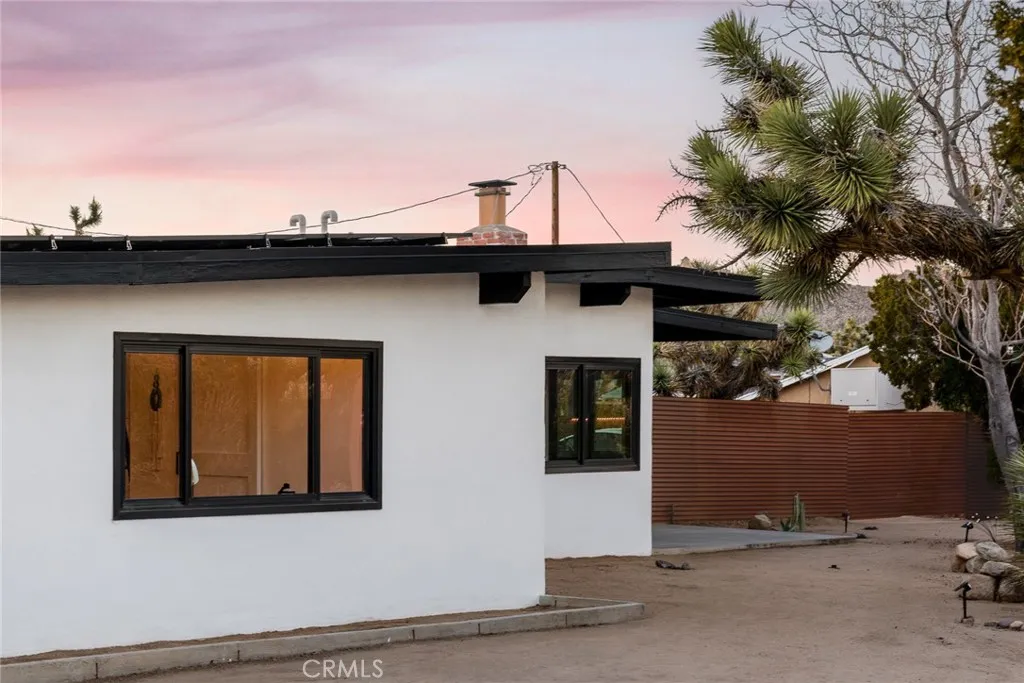 7422 Joshua, Yucca Valley, California 92284 home-pic-52