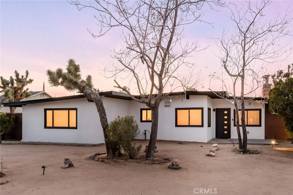 7422 Joshua, Yucca Valley, California 92284 home-pic-54
