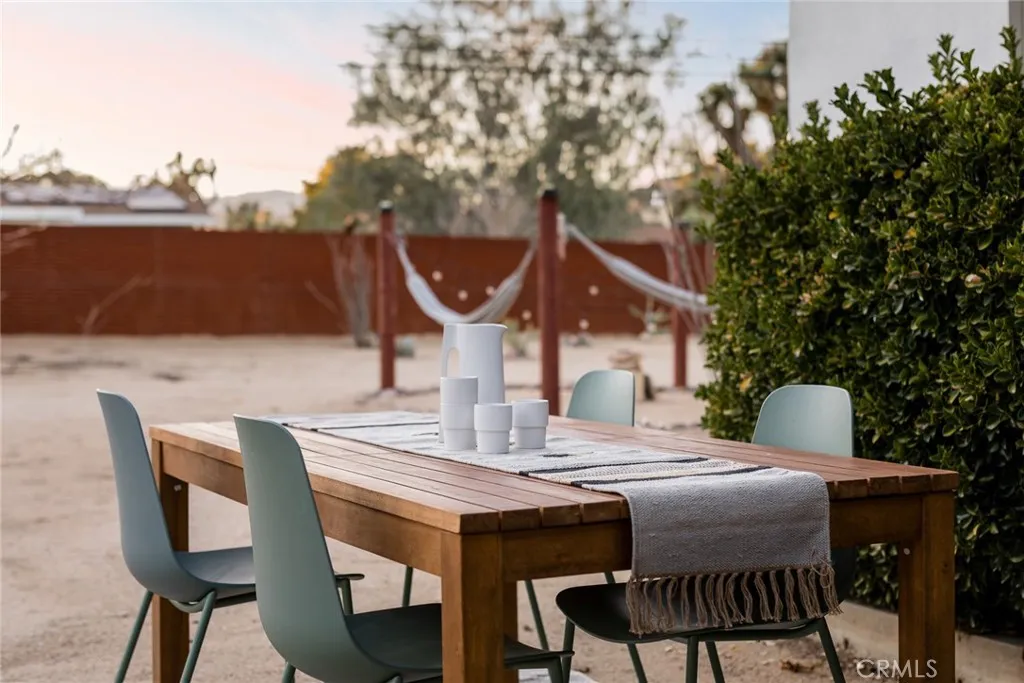 7422 Joshua, Yucca Valley, California 92284 home-pic-49