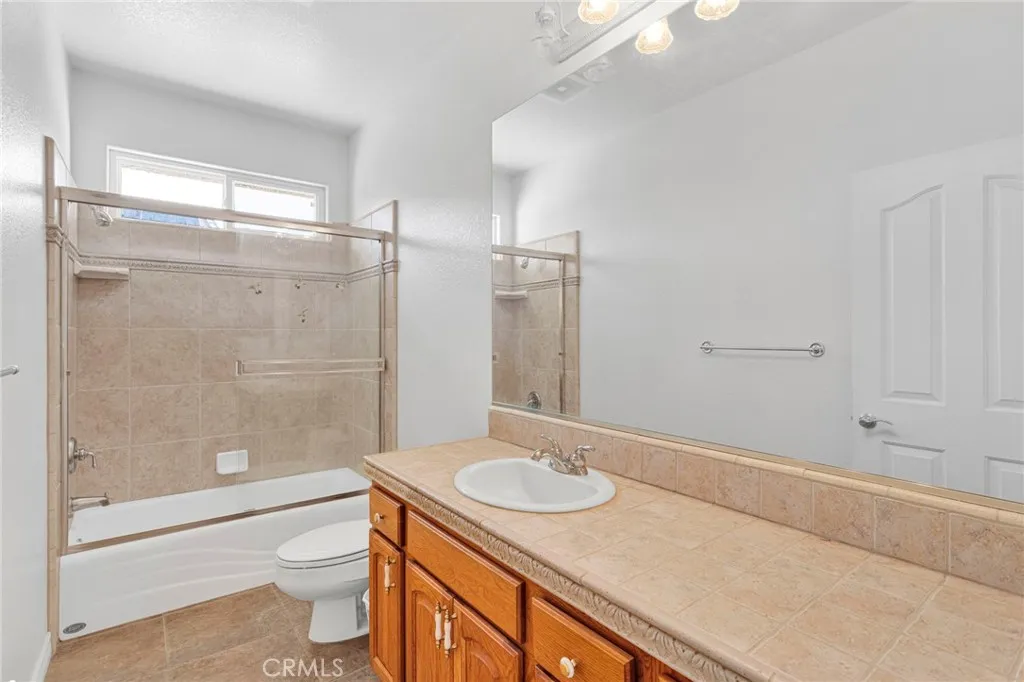 19265 Kanbridge, Apple Valley, California 92308 home-pic-22