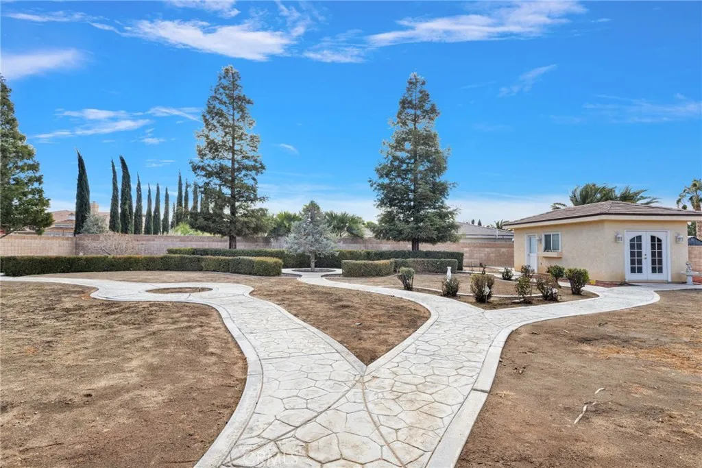 19265 Kanbridge, Apple Valley, California 92308 home-pic-46