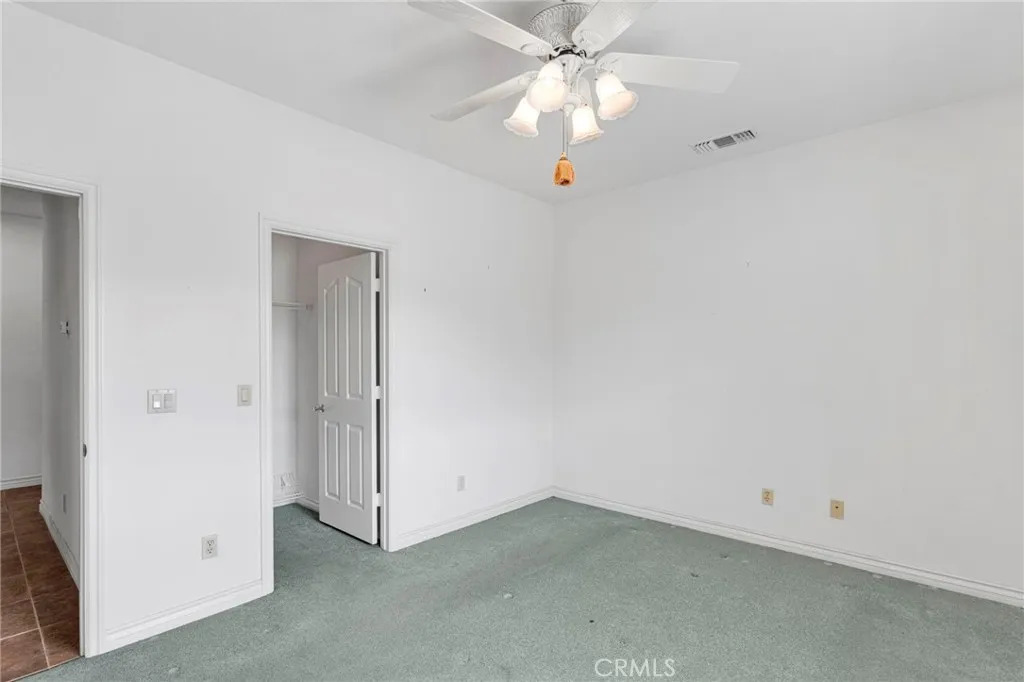 19265 Kanbridge, Apple Valley, California 92308 home-pic-26