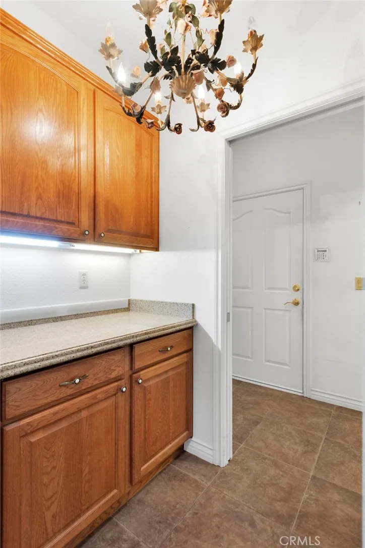 19265 Kanbridge, Apple Valley, California 92308 home-pic-19