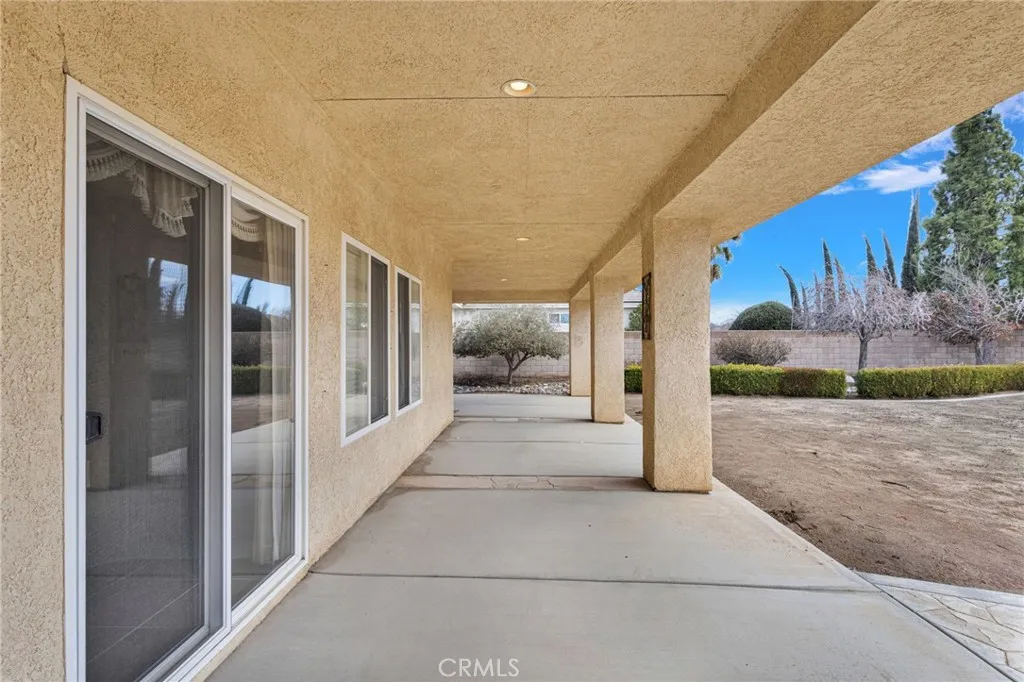 19265 Kanbridge, Apple Valley, California 92308 home-pic-48