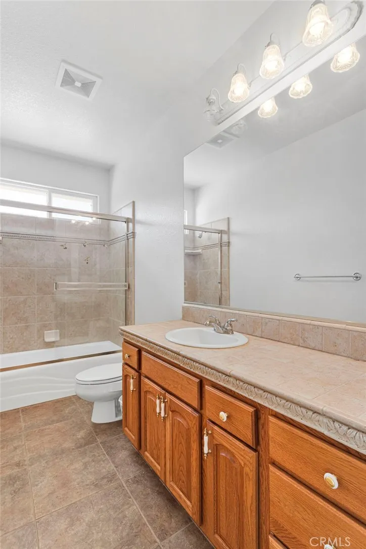 19265 Kanbridge, Apple Valley, California 92308 home-pic-23
