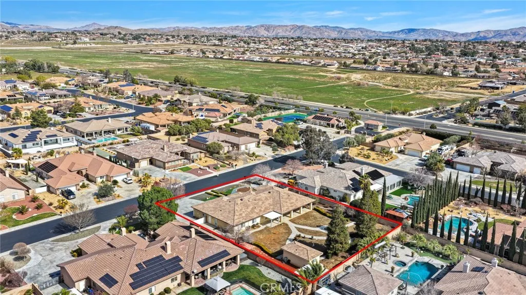 19265 Kanbridge, Apple Valley, California 92308 home-pic-56