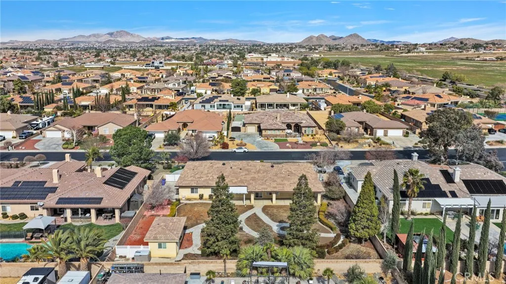 19265 Kanbridge, Apple Valley, California 92308 home-pic-54