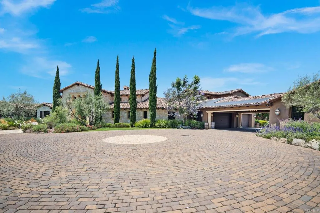 8287 Run Of The Knolls, San Diego, California 92127 home-pic-4