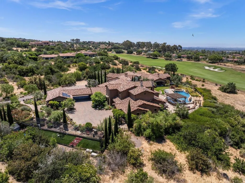 8287 Run Of The Knolls, San Diego, California 92127 home-pic-3