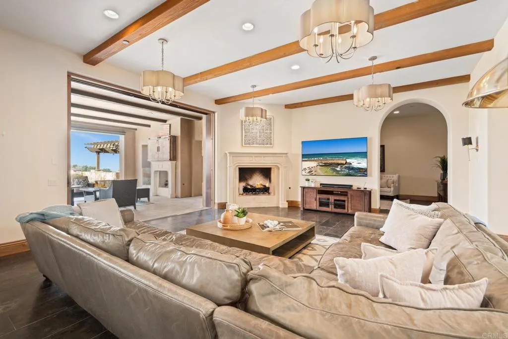 8287 Run Of The Knolls, San Diego, California 92127 home-pic-14