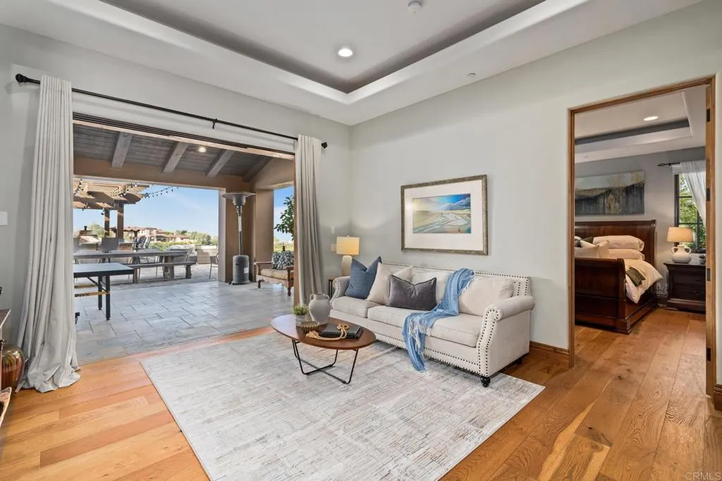 8287 Run Of The Knolls, San Diego, California 92127 home-pic-37