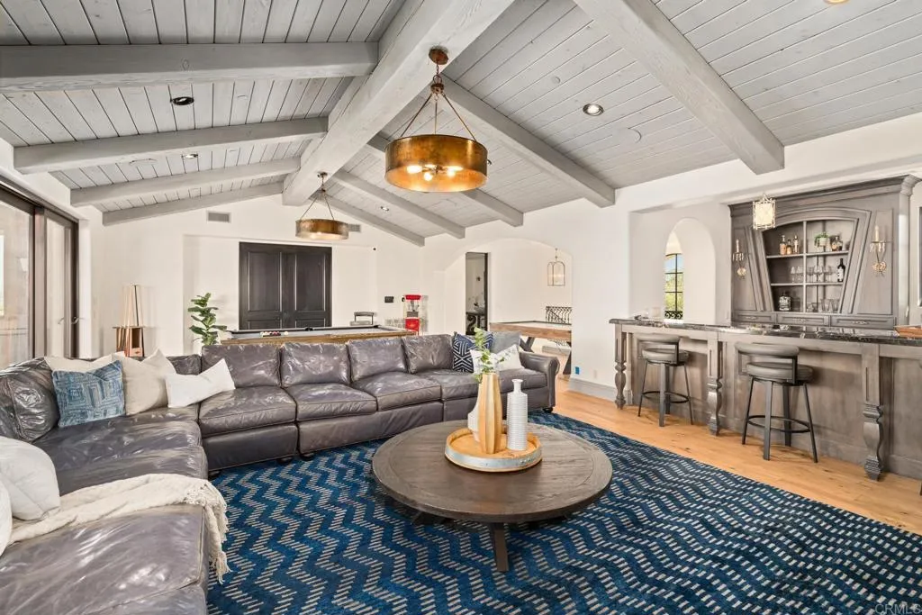 8287 Run Of The Knolls, San Diego, California 92127 home-pic-33