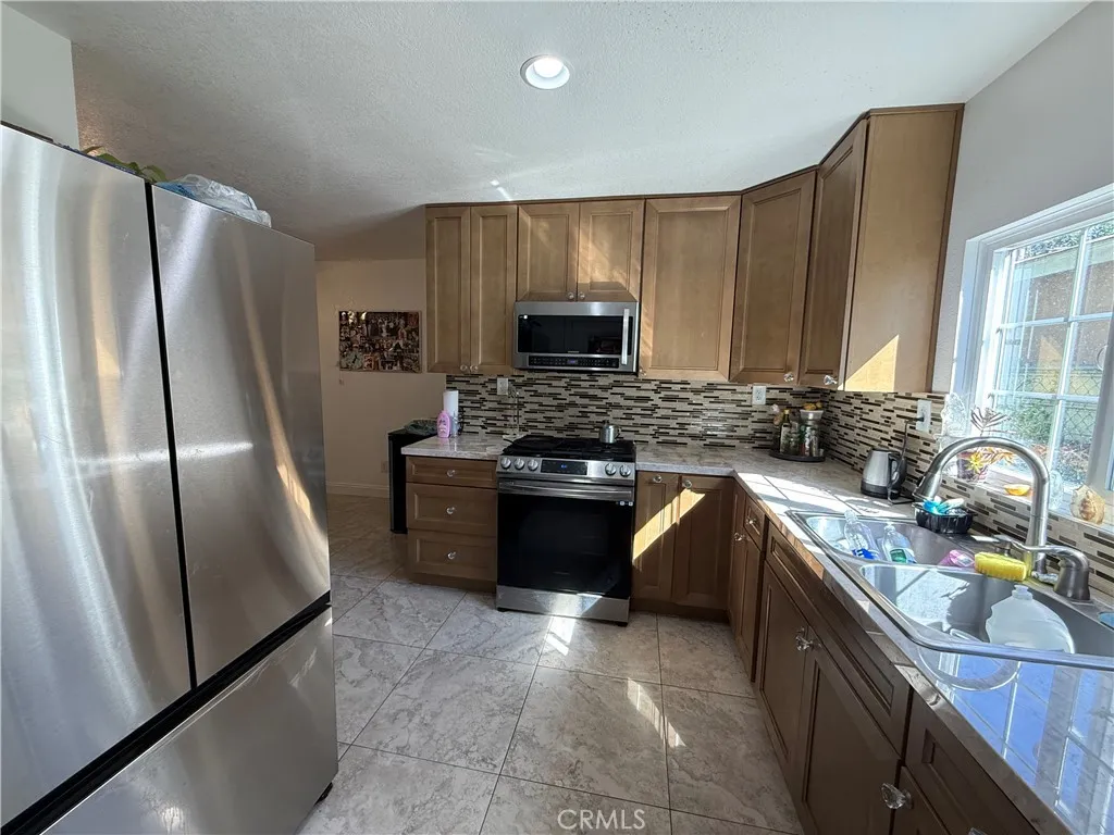 5342 36th, Riverside, California 92509 home-pic-1