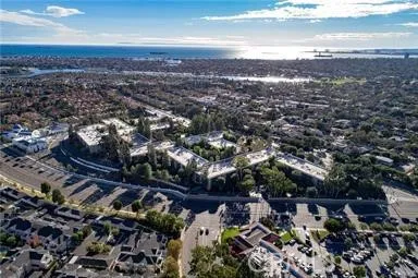 424 N Bellflower, Long Beach, California 90814 home-pic-1