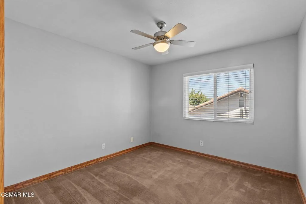 6435 Hazel Circle, Simi Valley, California 93063 home-pic-39