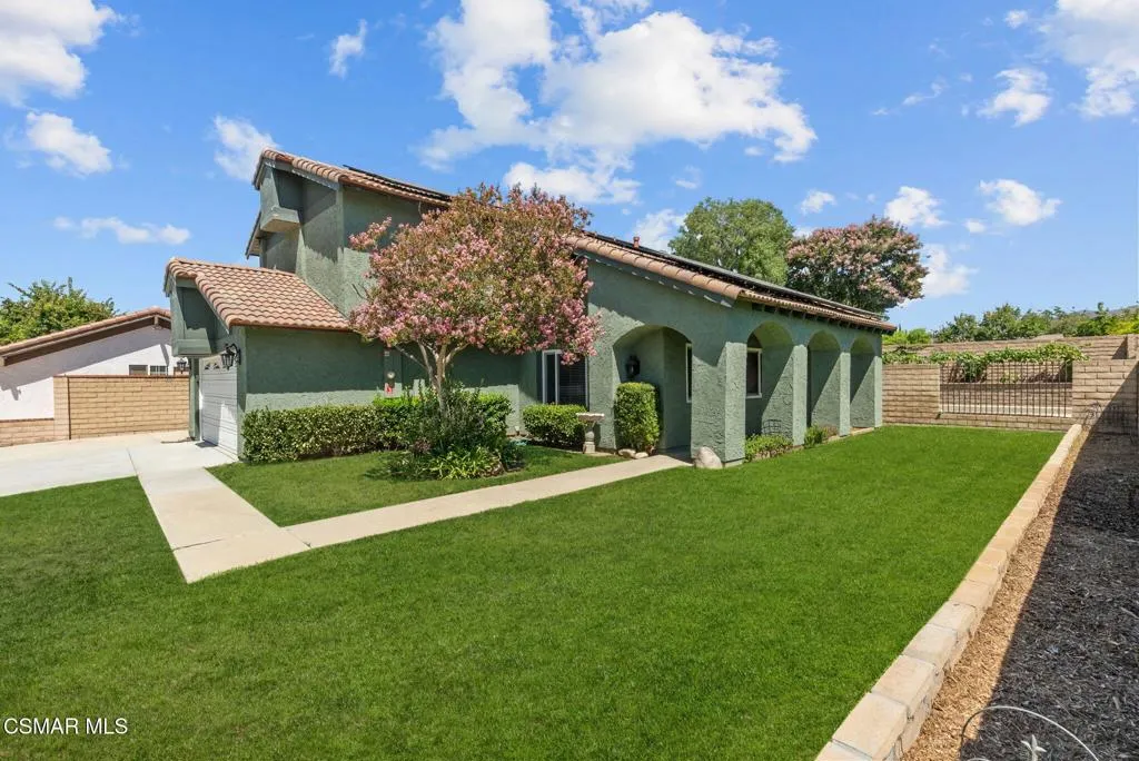 6435 Hazel Circle, Simi Valley, California 93063 home-pic-59