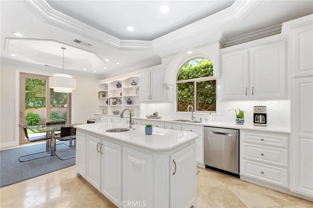 2012 Robinson Street, Redondo Beach, California 90278 home-pic-21