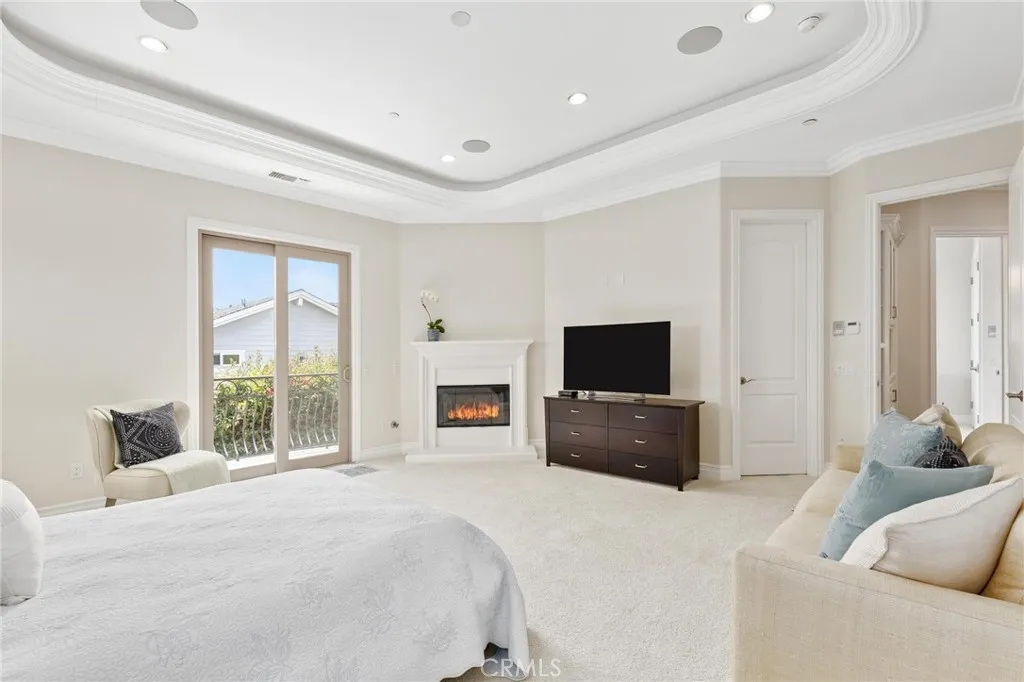 2012 Robinson Street, Redondo Beach, California 90278 home-pic-27