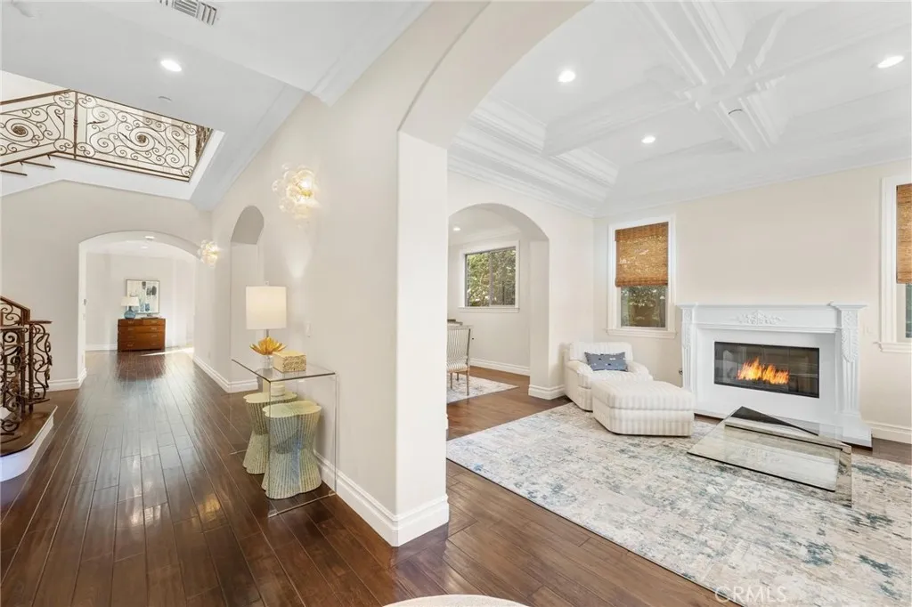 2012 Robinson Street, Redondo Beach, California 90278 home-pic-3