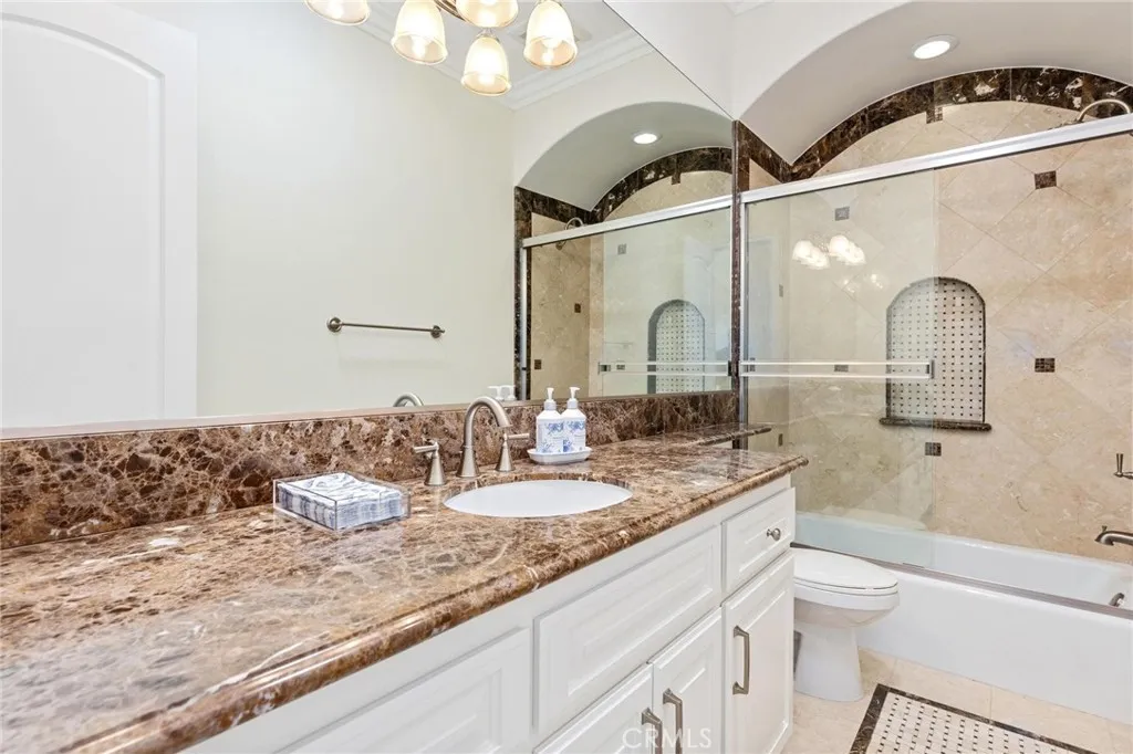 2012 Robinson Street, Redondo Beach, California 90278 home-pic-37