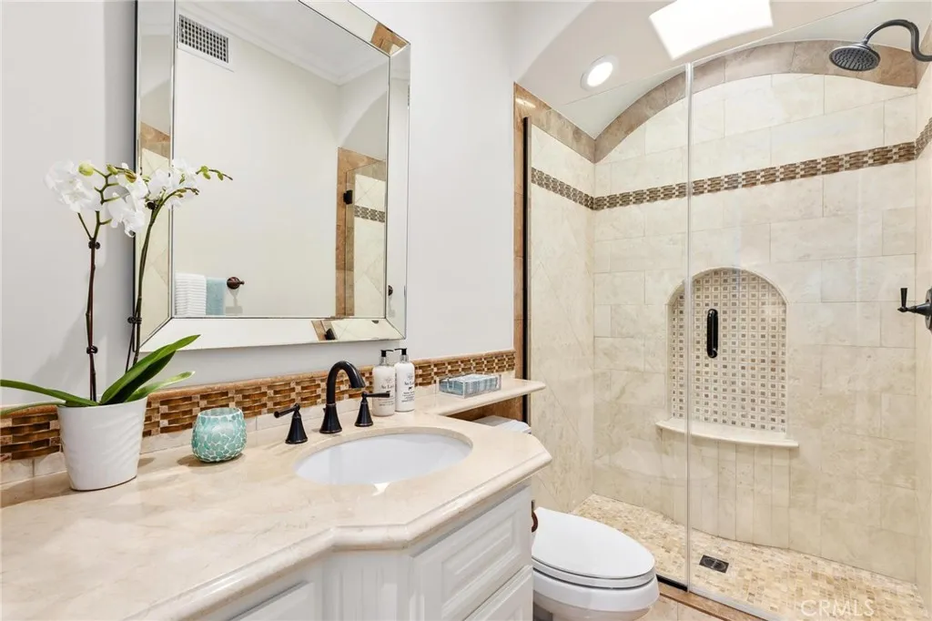 2012 Robinson Street, Redondo Beach, California 90278 home-pic-47