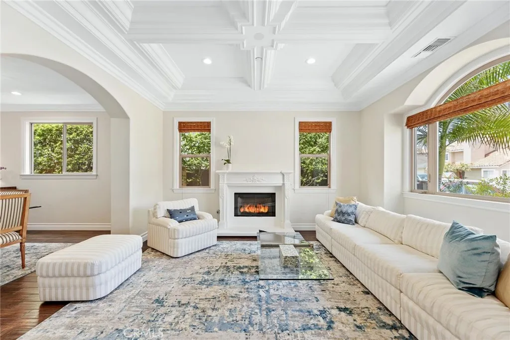 2012 Robinson Street, Redondo Beach, California 90278 home-pic-4
