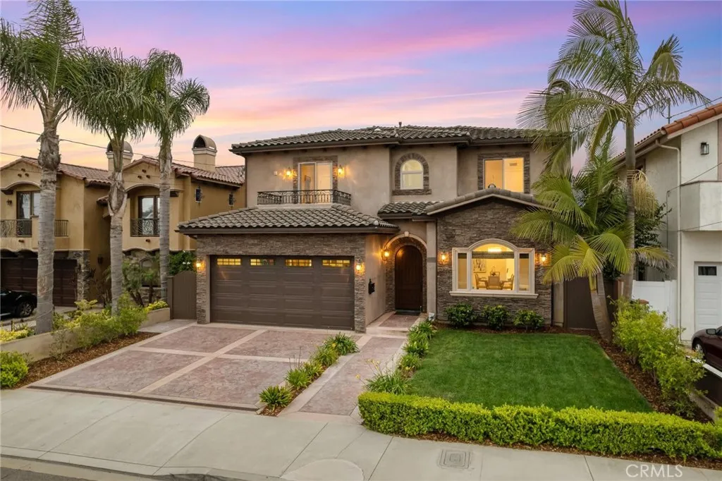 2012 Robinson Street, Redondo Beach, California 90278 home-pic-1