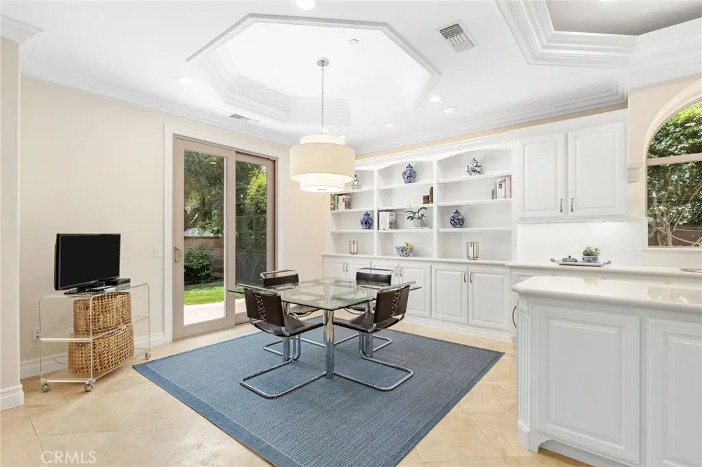 2012 Robinson Street, Redondo Beach, California 90278 home-pic-17