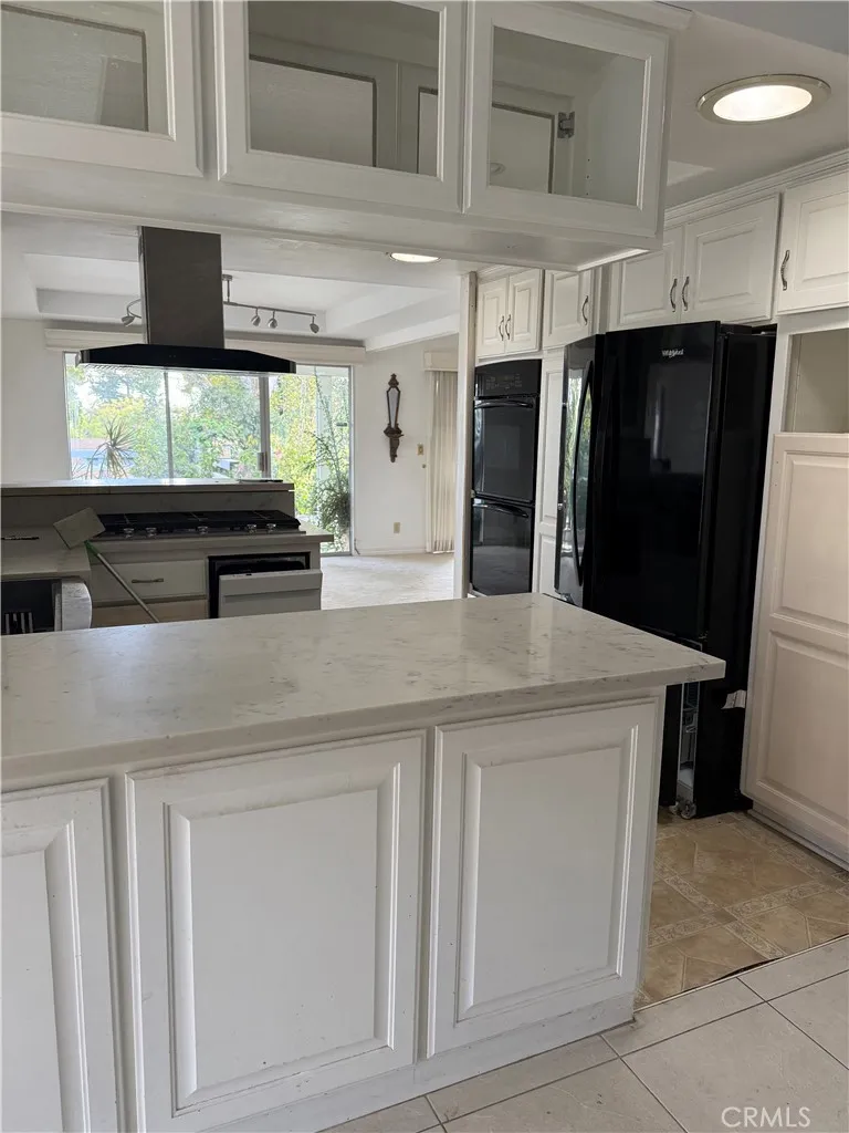 418 Del Monte W, Fullerton, California 92832 home-pic-3