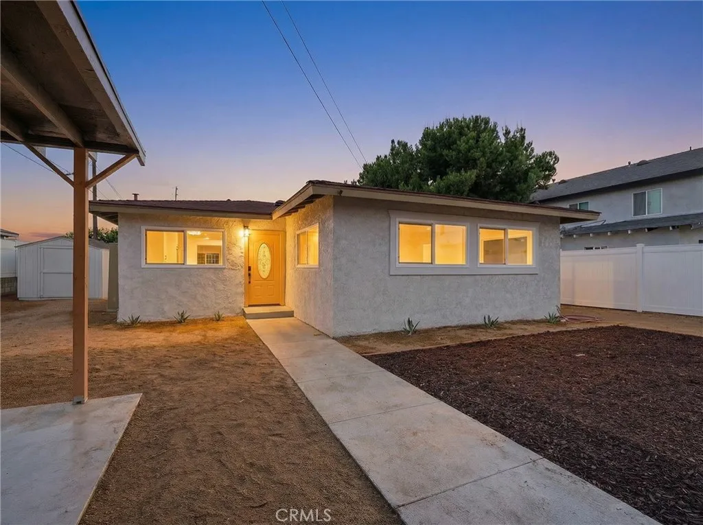 536 E 220th, Carson, California 90745 home-pic-3