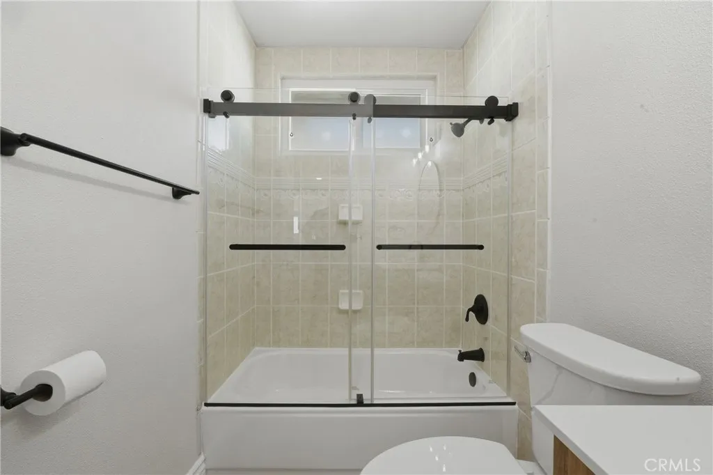 536 E 220th, Carson, California 90745 home-pic-21