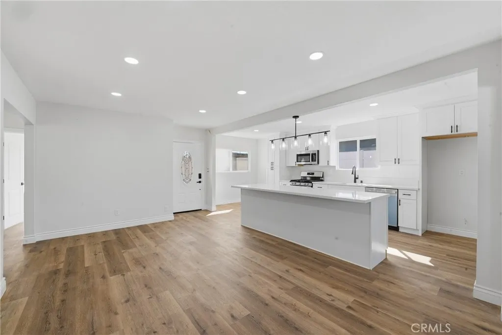 536 E 220th, Carson, California 90745 home-pic-8