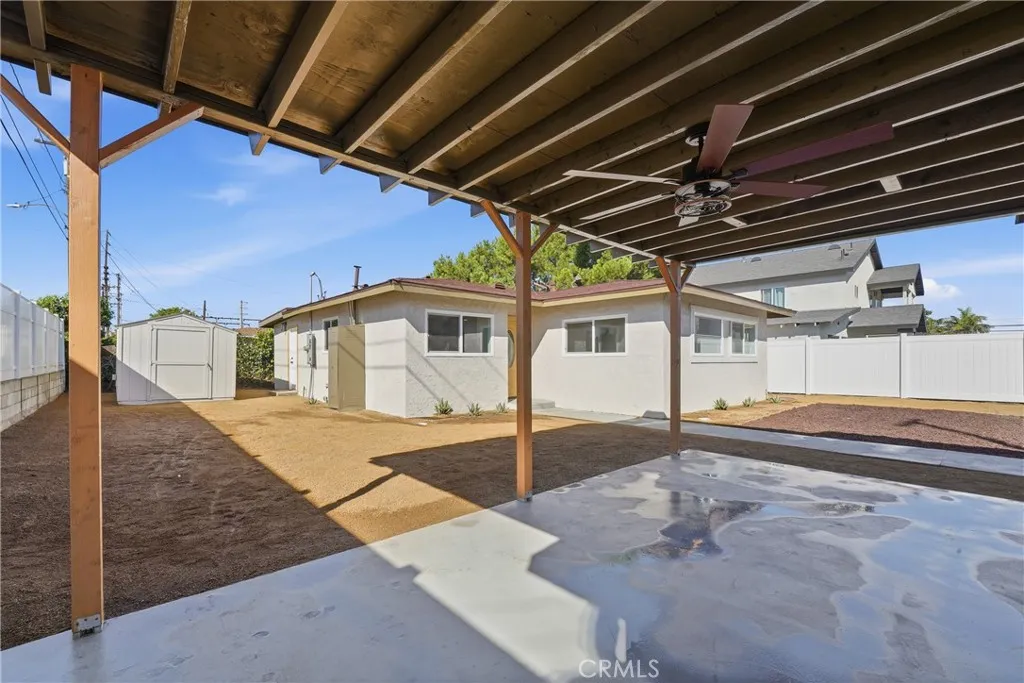 536 E 220th, Carson, California 90745 home-pic-33