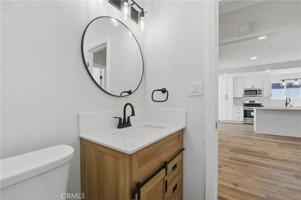 536 E 220th, Carson, California 90745 home-pic-22