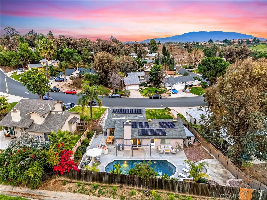 30514 Southern Cross Road, Temecula, California 92592 home-pic-3