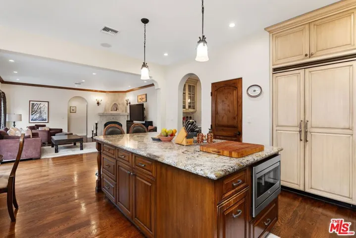 3522 S Barrington Avenue, Los Angeles, California 90066