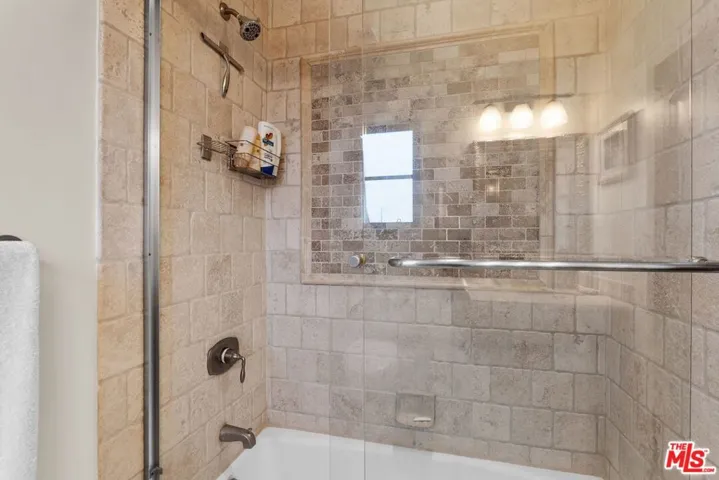 3522 S Barrington Avenue, Los Angeles, California 90066