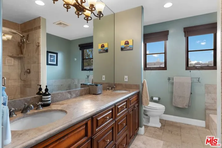 3522 S Barrington Avenue, Los Angeles, California 90066