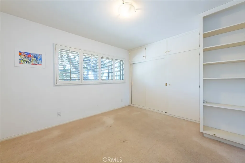 16237 Meadowridge, Encino, California 91436 home-pic-24