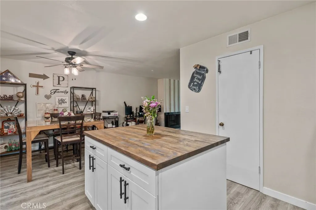1410 Via Cortez, Placentia, California 92870 home-pic-12