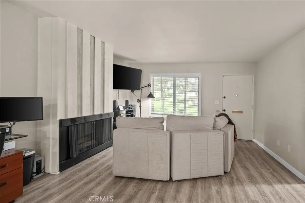 1410 Via Cortez, Placentia, California 92870 home-pic-6