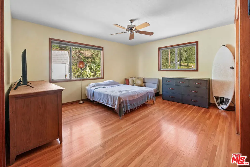 12310 Yerba Buena Road, Malibu, California 90265 home-pic-10